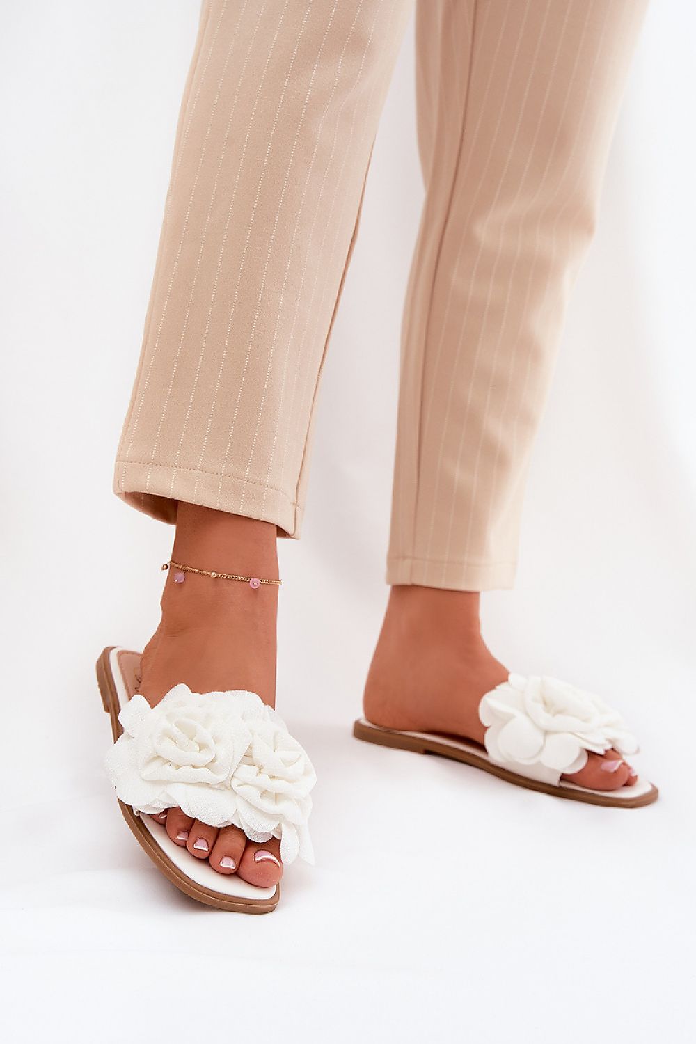 Flip-flops model 210787 Step in style