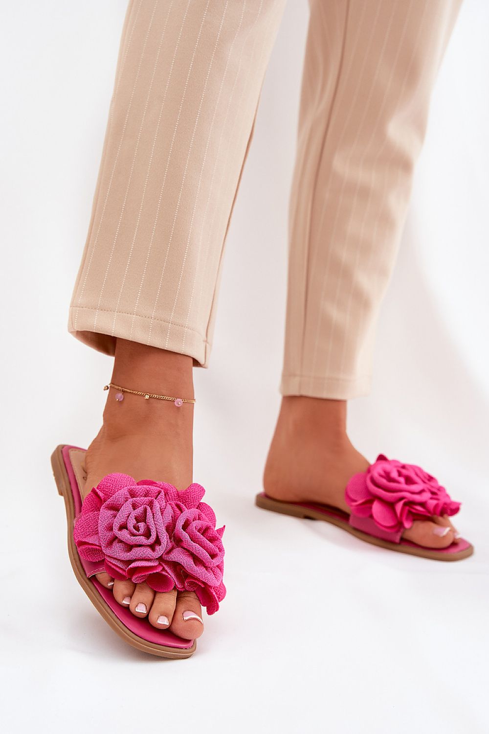 Flip-flops model 210788 Step in style