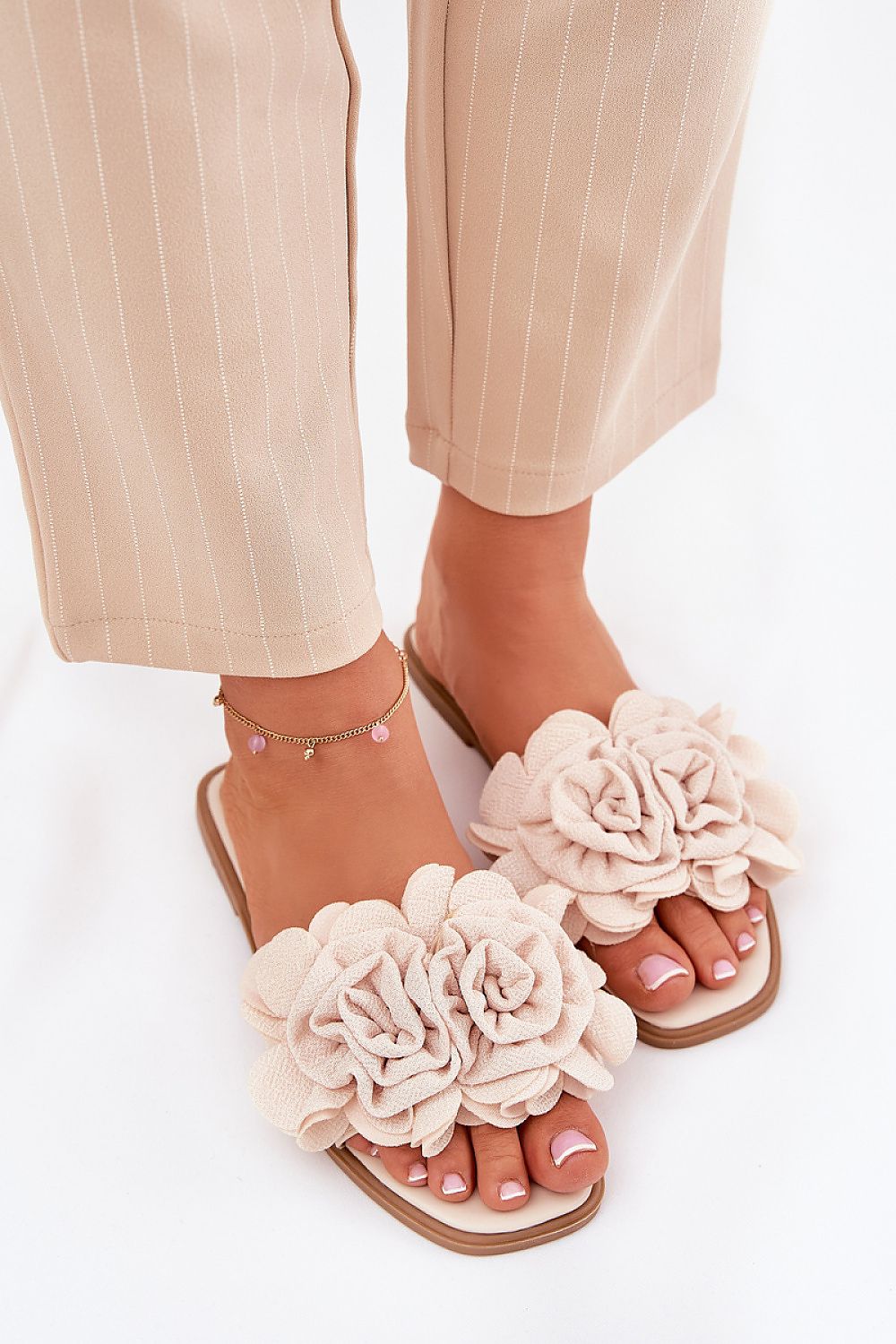Flip-flops model 210789 Step in style